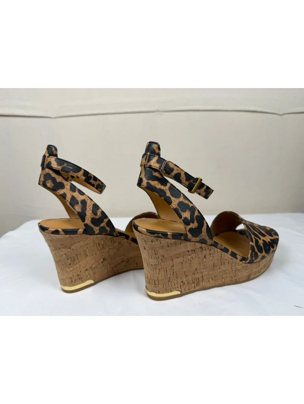 NWT Franco Sarto Celeste Leopard Print Platform Wedge Sandals